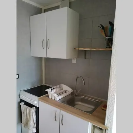 Appartement - 4/5 Pers - 1 Ch - Piscine - Parking * Agde